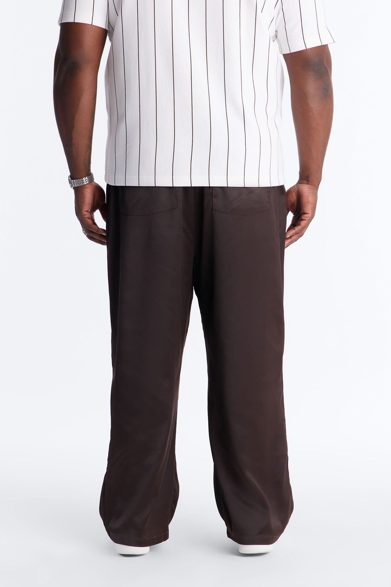 Relaxed Liquid Shadow Pleated Trouser - Brown