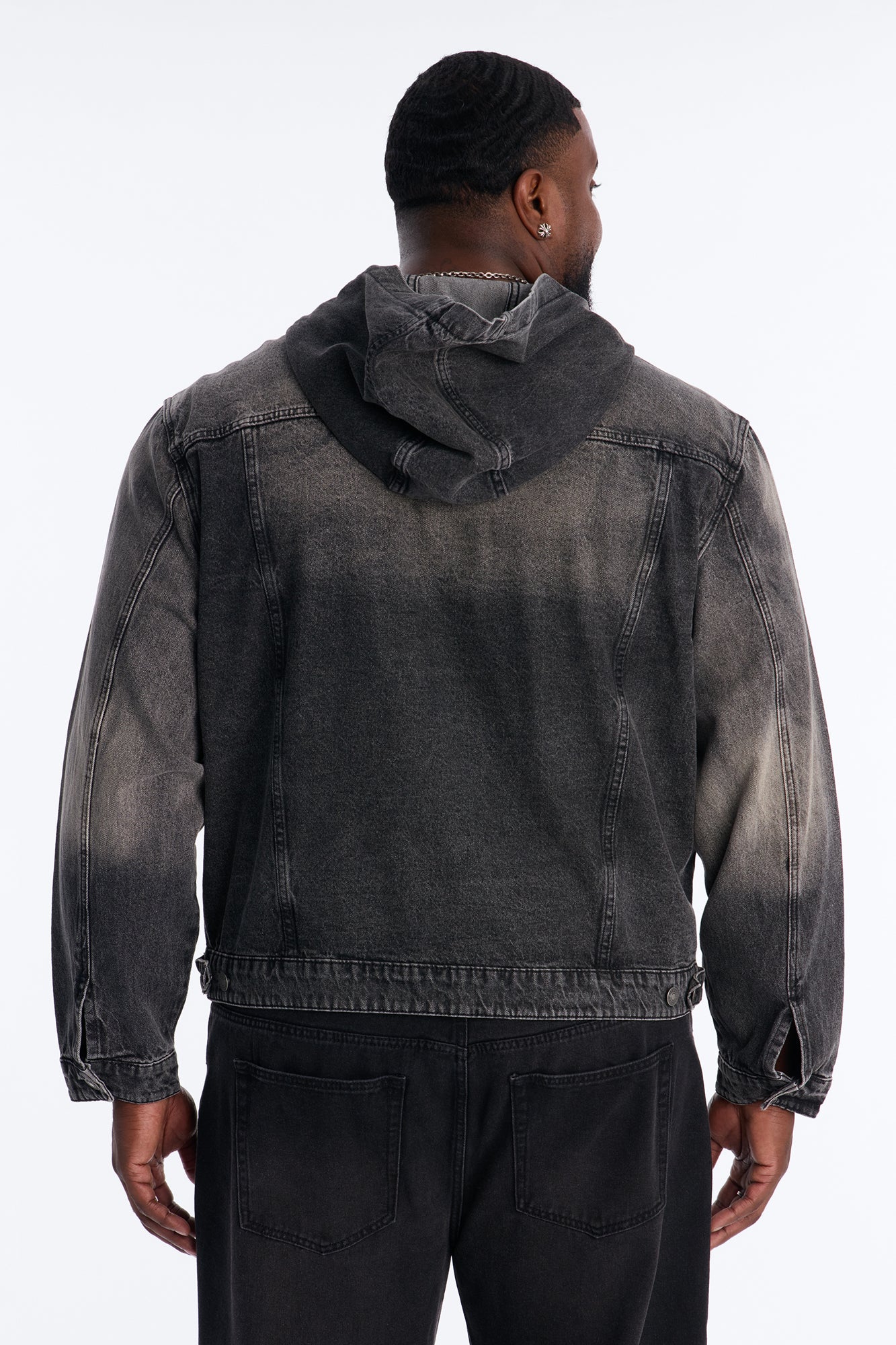 Shrunken Off Duty Denim Trucker Jacket - Black Wash